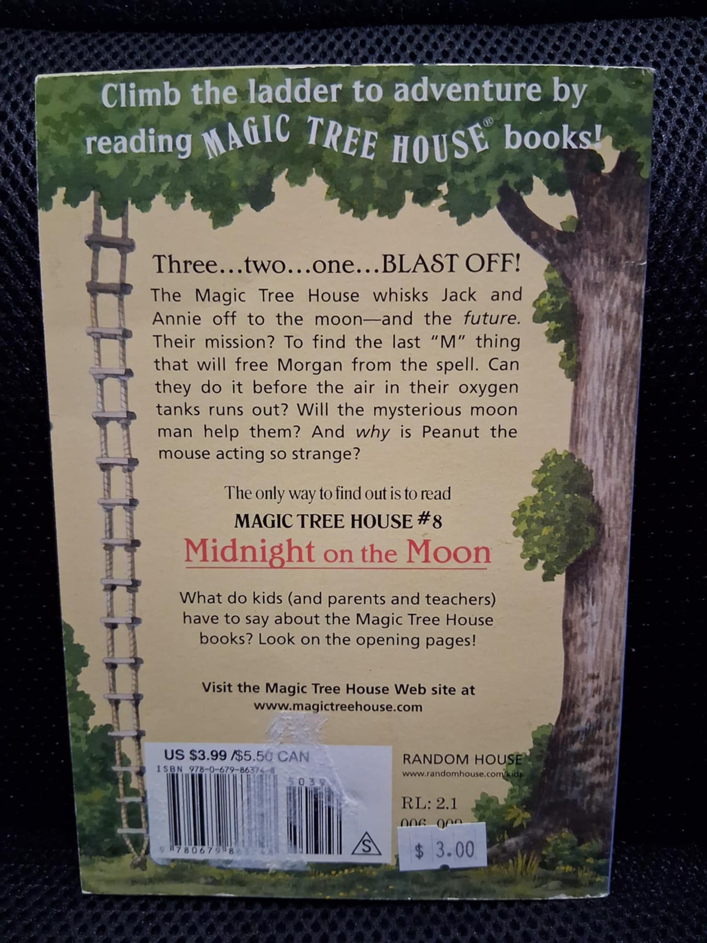 Magic Tree House #8: Midnight On The Moon