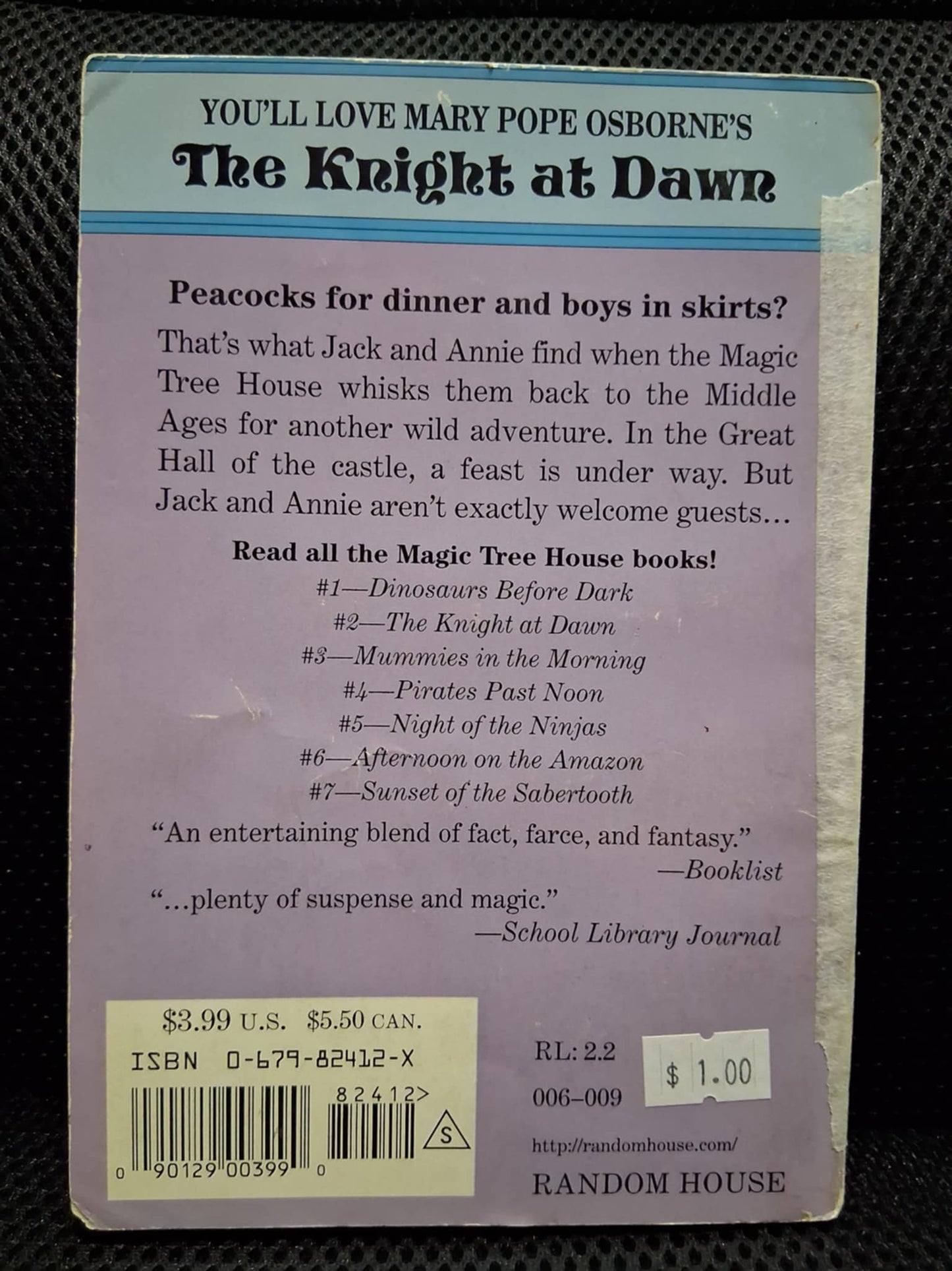 Magic Tree House #2: The Knight At Dawn