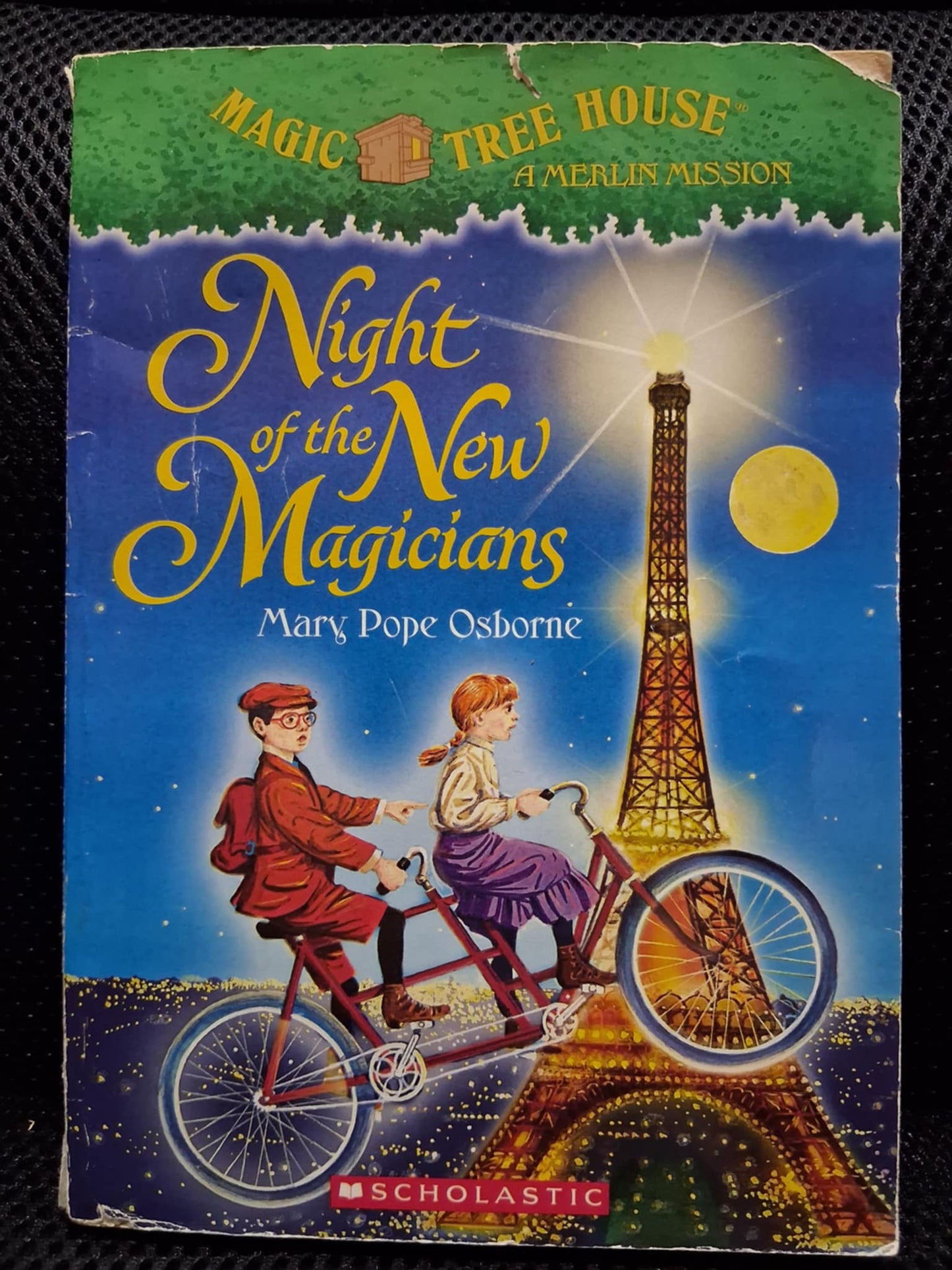 Magic Tree House "A Merlin Mission" #35: Night Of The New Magicians