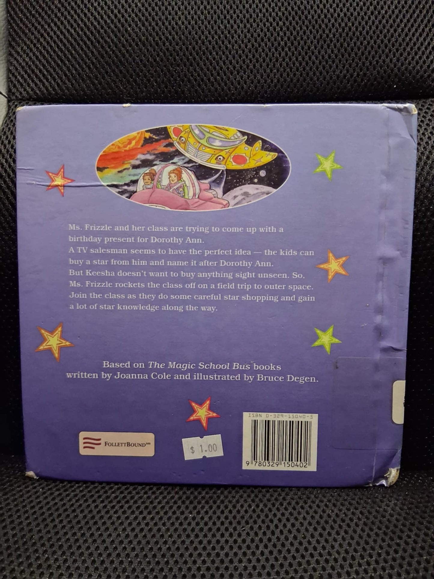 The Magic School Bus Sees Stars: A Book About Stars