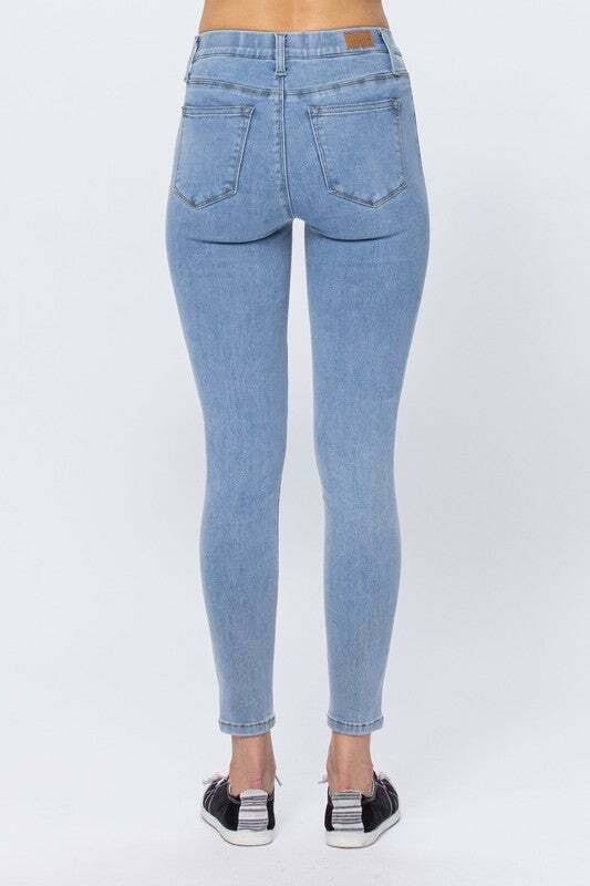 Judy Blue Plus Size Mid Rise Lightwash Pull-On Jeggings | JEANS | blue jeans, jeans, Judy Blue, judy blue denim, judy blue jeans, judy blue jeggings, judy blue light wash jeggings, judy blue pull on jeans, judy blue pull on jeggings, judy blue skinny jeans, light wash, light wash jeans, light wash judy blue jeans, light wash skinny, light wash skinny jeans, LIGHTWASH, plus size, plus size jeans, plus size judy blue jeans, skinny jeans | Judy Blue